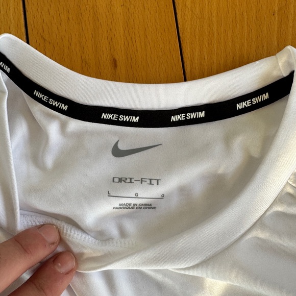 Nike Dri-FIT Tshirts - Picture 4 of 7